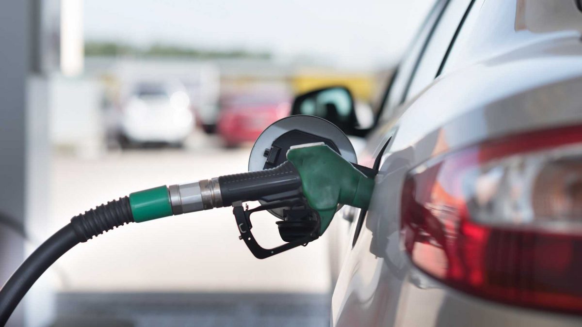 Chattanooga gas prices have fallen 0.5 cents per gallon in the past week, averaging $2.60/g today