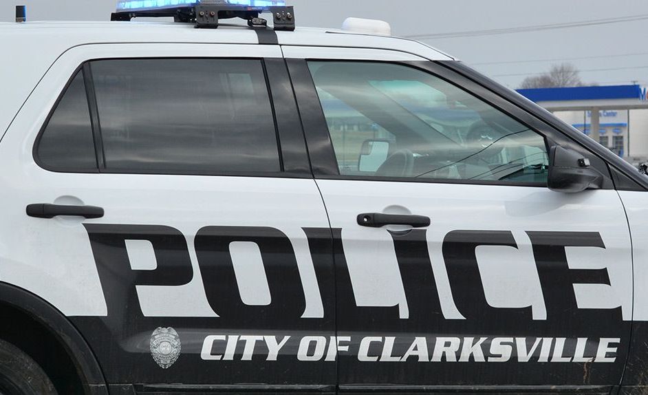Clarksville police investigating after pedestrian struck, injured in the northbound lanes of Providence Boulevard