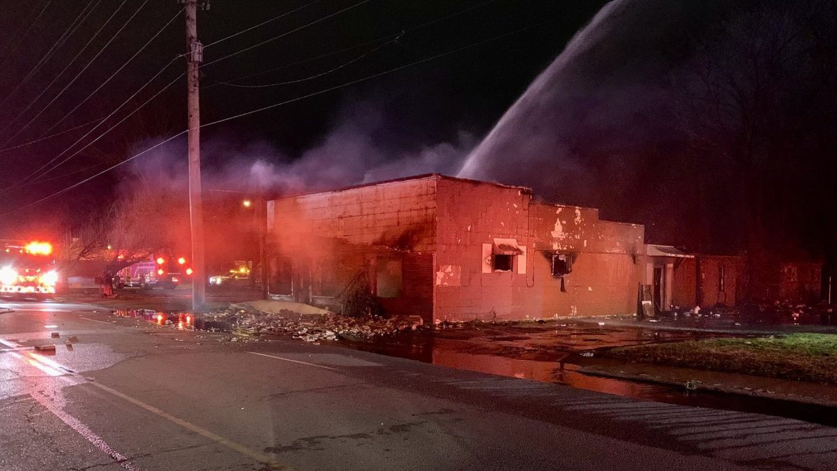 Crews respond to commercial building fire on 4th avenue; one firefighter injured
