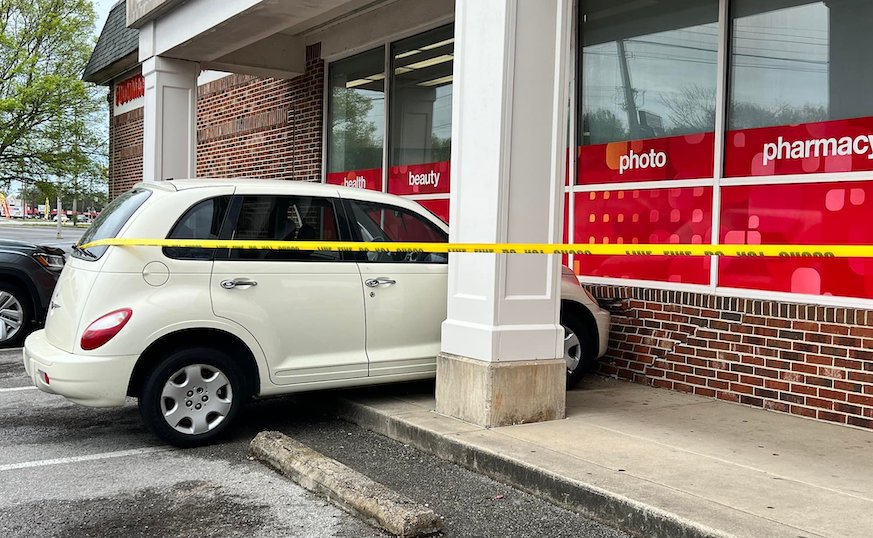 Driver crashes car into wall of CVS Pharmacy on Highway 58, no injuries reported