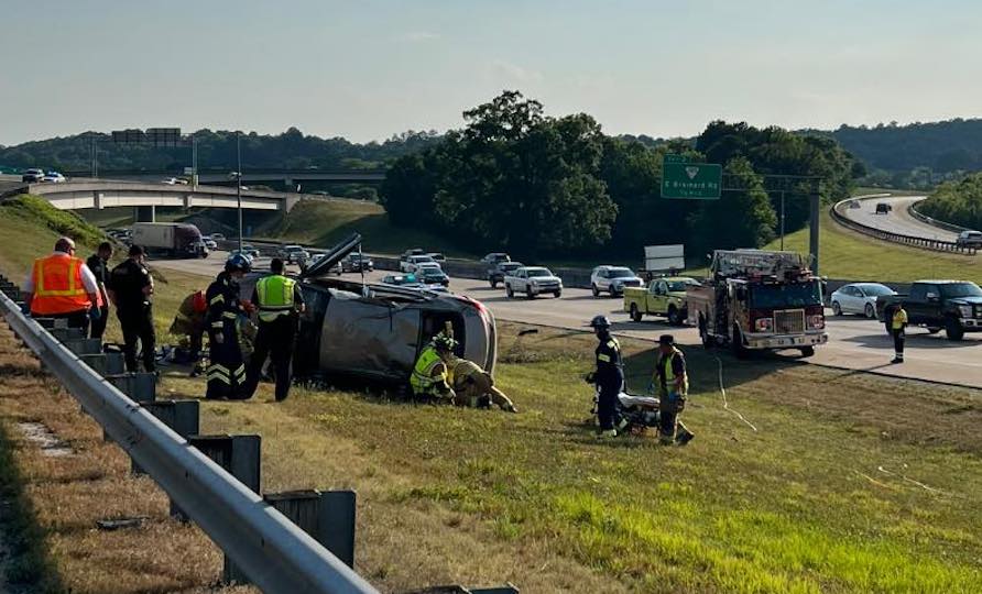 Chattanooga Fire Department responded to a motor vehicle crash with entrapment on Interstate 75