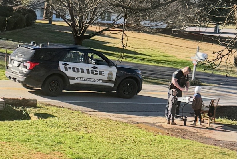 CPD officer recognized for positive community interaction while on patrol