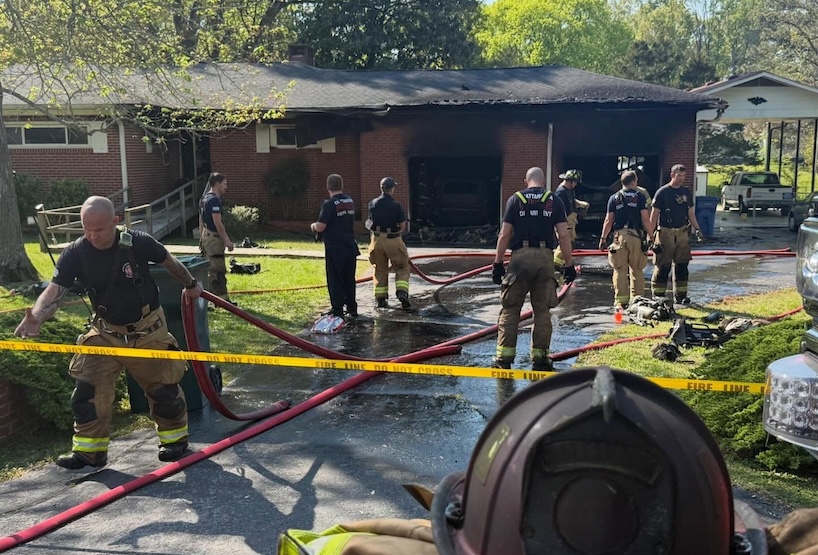 Chattanooga firefighters respond to East Brainerd house fire, residents assisted by Good Samaritan